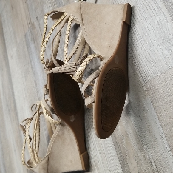 Strappy Wedges - Picture 4 of 4